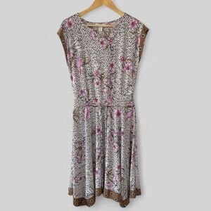 WHITE HOUSE BLACK MARKET Dress Womens Small pullover Floral/Animal Print Casual